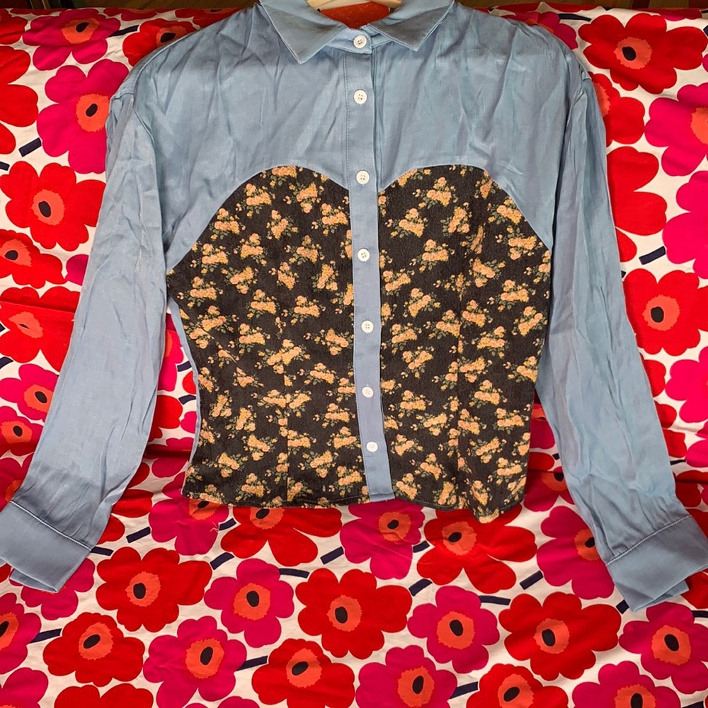 Romantic floral patch blouse button up blue